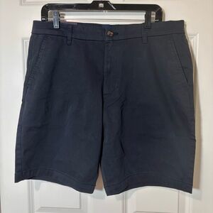 NWT Gap Flat Front Short Men’s 34 Black